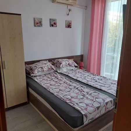 Sunnyparadise Apartment